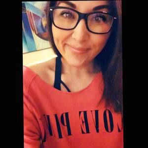 Meet your Posher, Stacy